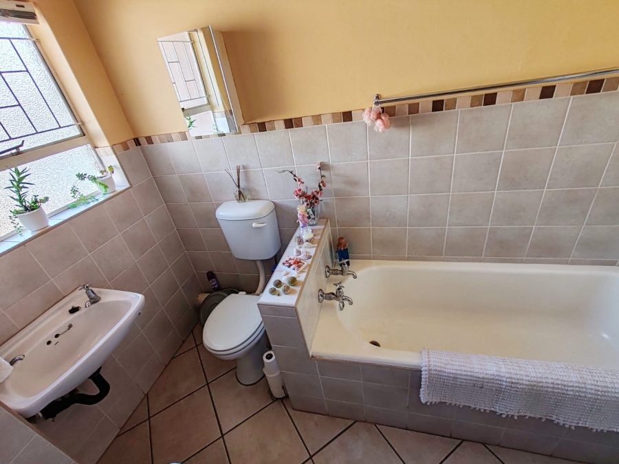 3 Bedroom Property for Sale in Potchefstroom North West